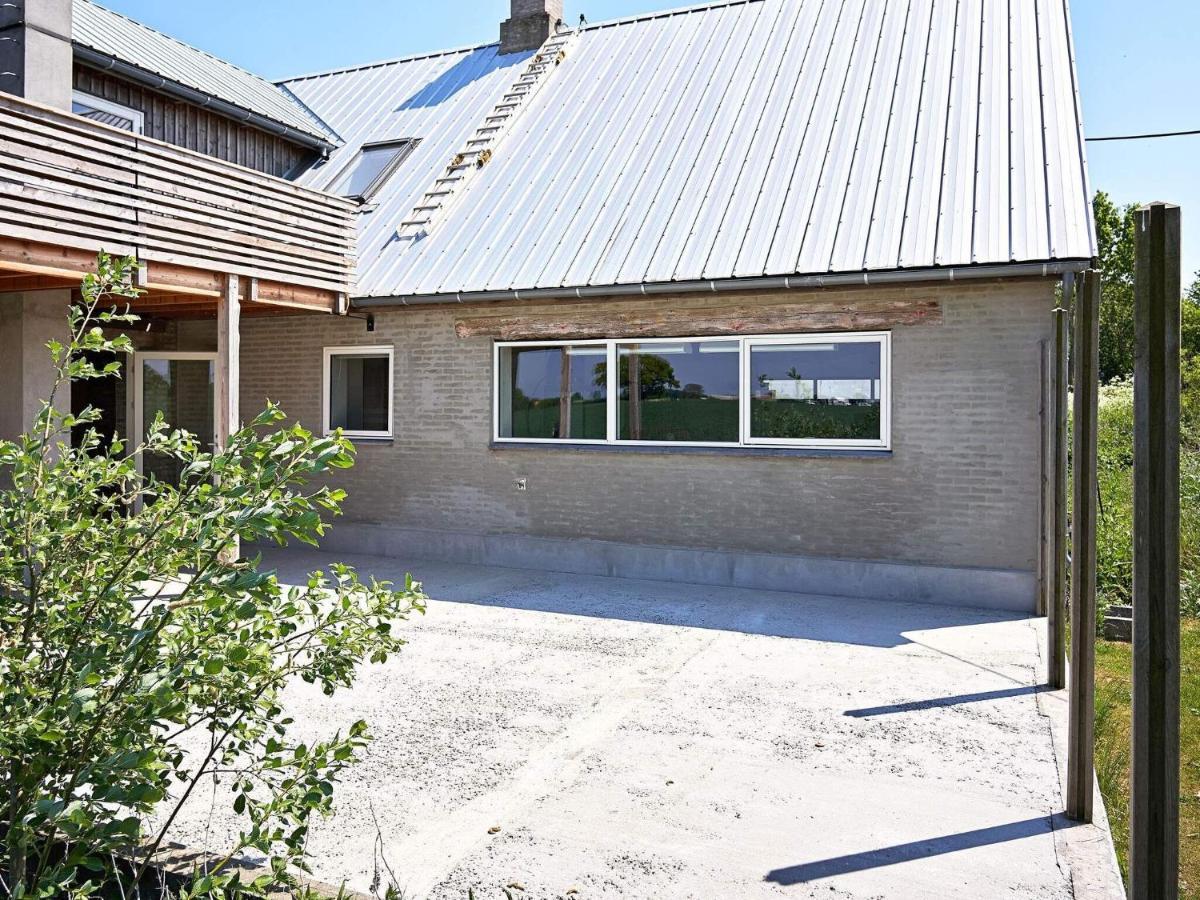 6 Person Holiday Home In Svaneke Kültér fotó